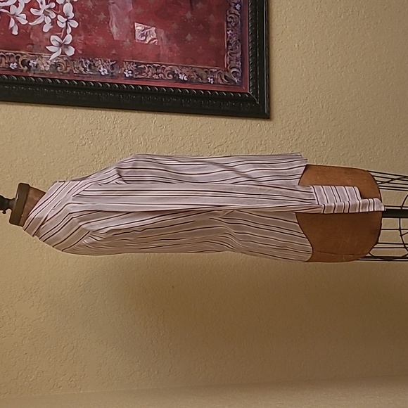 Womens Ralph Lauren Silk Stripe Buttom Up Blouse Slim Fit Size 4 - Picture 2 of 8